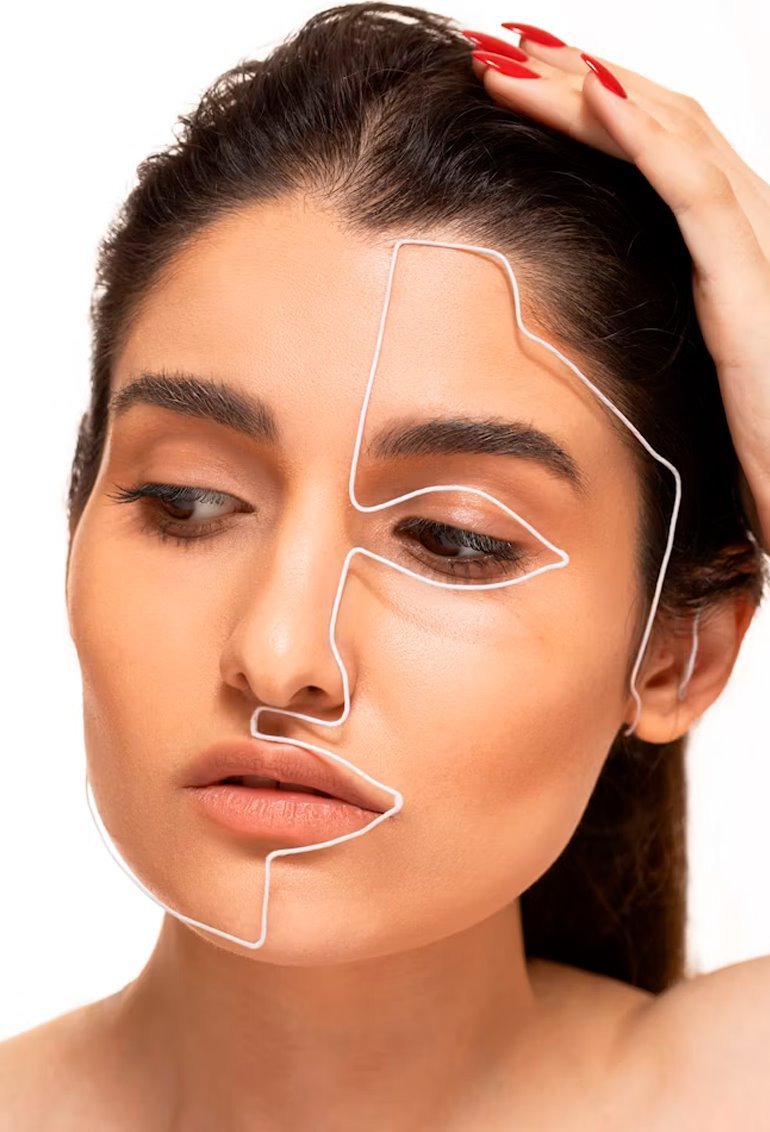 Rosto feminino com uma linha de contorno branca marcando as proporções faciais.
